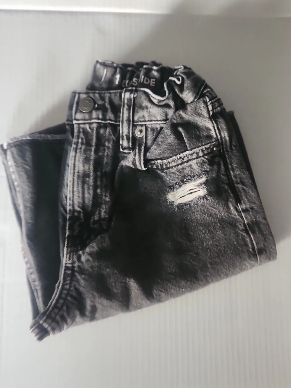 GAP ~ Kids~ Size 14 ~Black Distressed Jeans